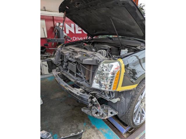 キャデラック　キャデラックエスカレード　ヘッドライト・ポジション・フォグ・デイライト　LED取付