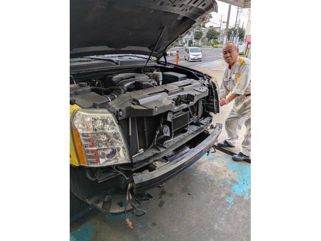 キャデラック　キャデラックエスカレード　ヘッドライト・ポジション・フォグ・デイライト　LED取付