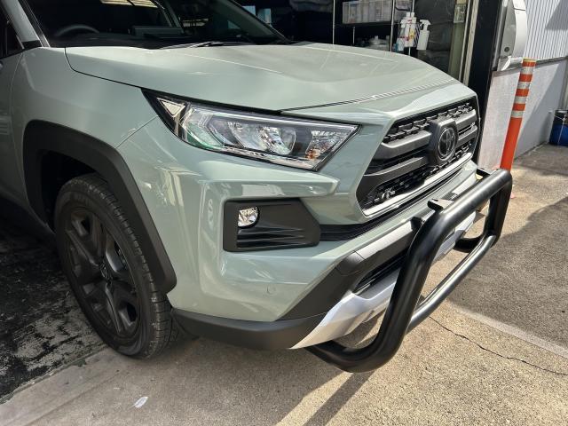 トヨタ RAV4 社外バンパーガード取り付け(持ち込み トヨタ RAV4 社外バンパーガード取り付け(持ち込み