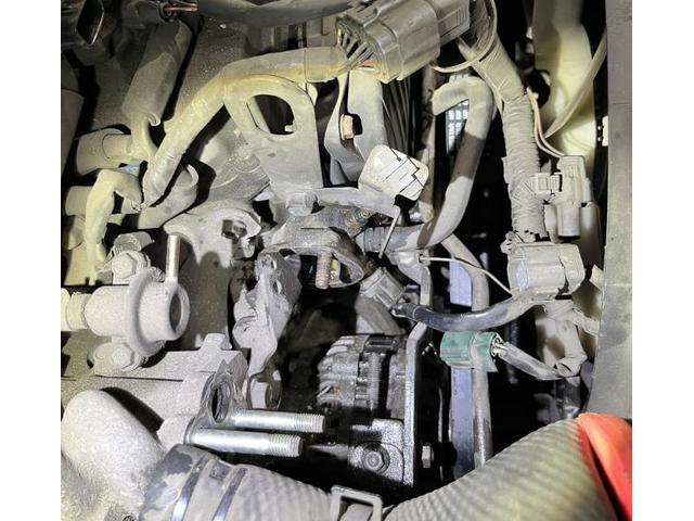 マツダ　ボンゴ　サーモスタット交換　タペットカバーガスケット交換　パワーステアリングホース交換　　大和郡山市　奈良市　天理市　橿原市　香芝市　五條市　奈良県全域　全国大歓迎