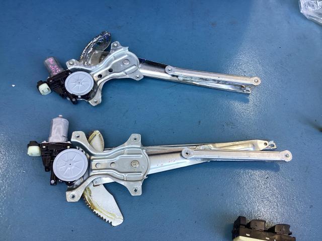 ダイハツ　ムーヴコンテ　電装系修理