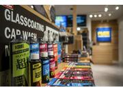 日本最大級の展示！ハイエースに特化したパーツを取り揃えています！