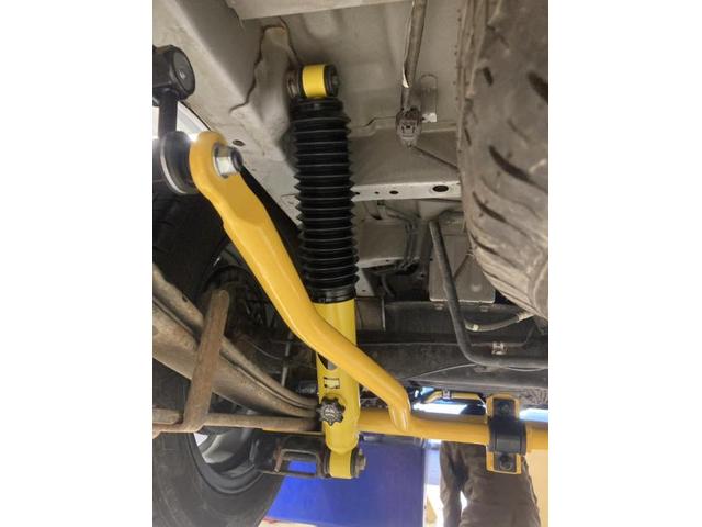 トヨタ　ハイエース　バン　ワゴン　乗り心地改善　ショックアブソーバー　リアスタビライザー　フロントスタビライザー　カスタム　神奈川県　厚木市　相模原市　横浜市　茅ヶ崎市　平塚市　藤沢市　東京都　静岡県　フレックスハイエースベース湘南厚木