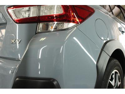 プロの塗装、板金スタッフが在籍しています