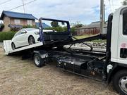 レッカーサービスも行っております。