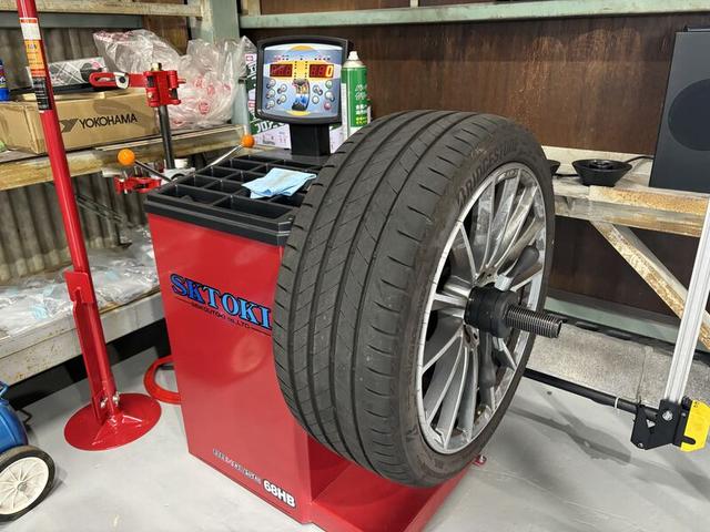 ホイールバランサー完備