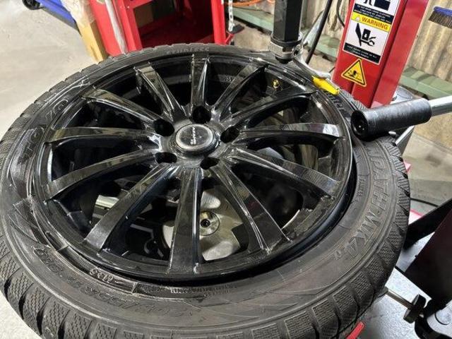 日産 キックス 持ち込みタイヤ交換 １７インチ スタッドレスタイヤ 輸入スタッドレスタイヤ 205/55R17 タイヤ交換 安い 岐阜県  瑞穂市｜グーネットピット