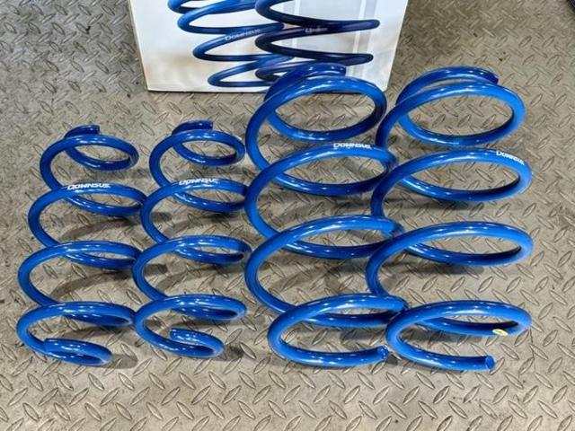 マツダ　ＭＡＺＤＡ３ファストバック　サスペンション・足回りパーツ取付　ダウン取り付け　4輪アライメント調整　安い　岐阜市　大垣市　羽島市　各務原市　瑞穂市　本巣市　美濃加茂市　多治見市　北方町　関市　岐南町　一宮市　愛西市　名古屋市　滋賀県