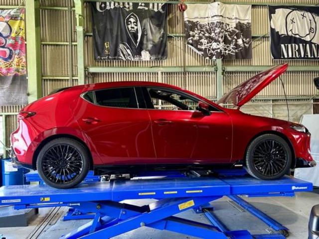 マツダ　ＭＡＺＤＡ３ファストバック　サスペンション・足回りパーツ取付　ダウン取り付け　4輪アライメント調整　安い　岐阜市　大垣市　羽島市　各務原市　瑞穂市　本巣市　美濃加茂市　多治見市　北方町　関市　岐南町　一宮市　愛西市　名古屋市　滋賀県