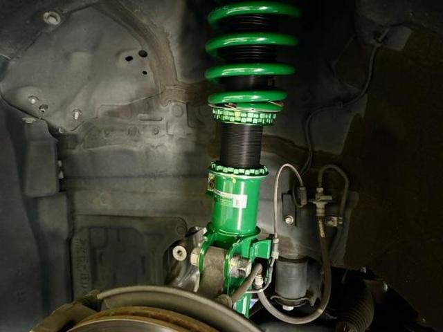 トヨタ　アルファードハイブリッド　サスペンション・足回りパーツ取付　4輪アライメント調整　安い　岐阜市　大垣市　羽島市　各務原市　瑞穂市　本巣市　美濃加茂市　北方町　稲沢市　一宮市　愛西市　名古屋市　清須市　江南市　滋賀県