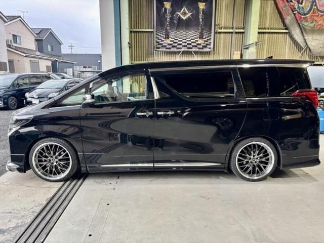 トヨタ　アルファードハイブリッド　サスペンション・足回りパーツ取付　4輪アライメント調整　安い　岐阜市　大垣市　羽島市　各務原市　瑞穂市　本巣市　美濃加茂市　北方町　稲沢市　一宮市　愛西市　名古屋市　清須市　江南市　滋賀県