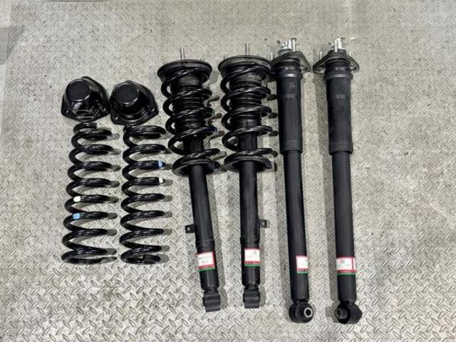 レクサス　ＩＳ　サスペンション・足回りパーツ取付　4輪アライメント調整　安い　岐阜市　大垣市　羽島市　各務原市　瑞穂市　本巣市　美濃加茂市　北方町　稲沢市　一宮市　愛西市　名古屋市　清須市　江南市　滋賀県