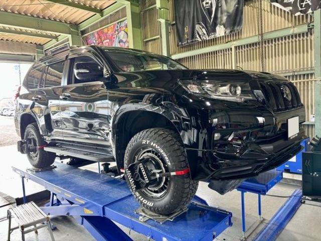 トヨタ　ランドクルーザープラド　サスペンション・足回りパーツ取付　ACCイージーアップスペーサー　4輪アライメント調整　安い　岐阜市　大垣市　羽島市　各務原市　瑞穂市　本巣市　美濃加茂市　北方町　稲沢市　一宮市　愛西市　名古屋市　清須市