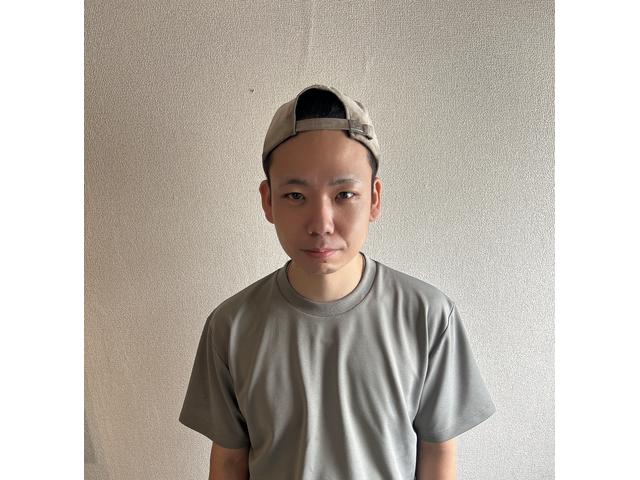 スタッフ紹介2