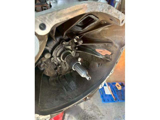 トヨタ　８６　ミッション強化クラッチ交換　レリーズベアリング、パイロットベアリング、レリーズフォークの交換