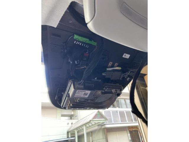 ボルボ　Ｖ６０　ルームミラー型ドラレコ取付