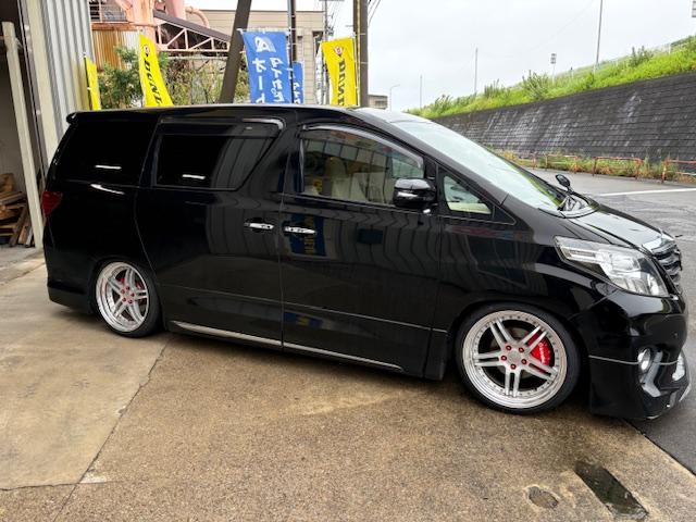 トヨタ　アルファード　ホイール・タイヤ交換