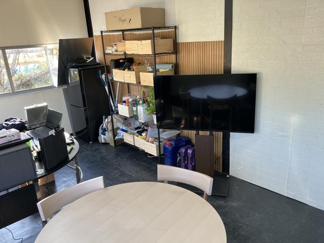 ガレージトレッフェン　店内