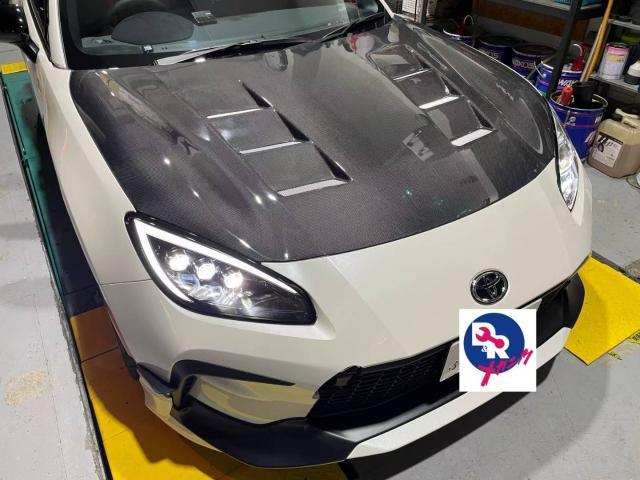 トヨタGR86 エアロパーツ、GTウィング、ドレスアップライト、カーボンボンネット、ステアリング、タイヤ、ホイールマフラー、車高調整
持ち込み　取り付け