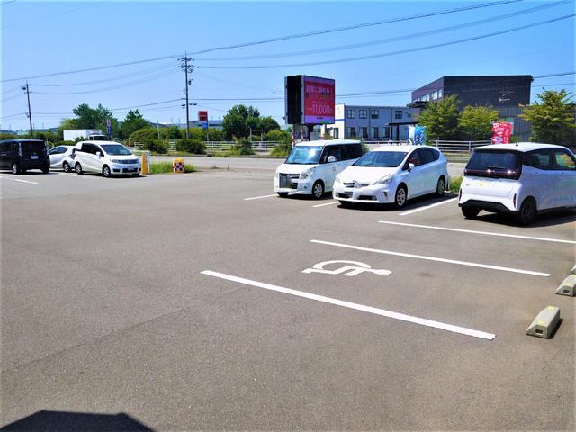 辰口自動車販売（株）　白山店19