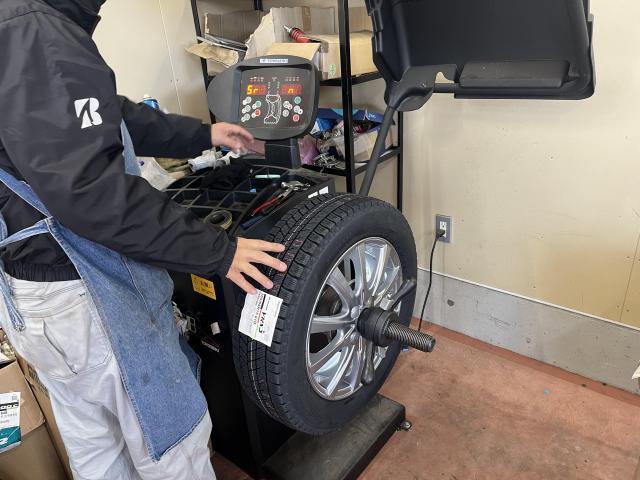 ダイハツ　タフト　ホイール・タイヤ交換　スタッドレスタイヤ　組付け　ブリヂストン　石川県　小松市　能美市　川北町　白山市　野々市市　金沢市　新車　中古車　スーパー乗るだけセット　マイカーリース