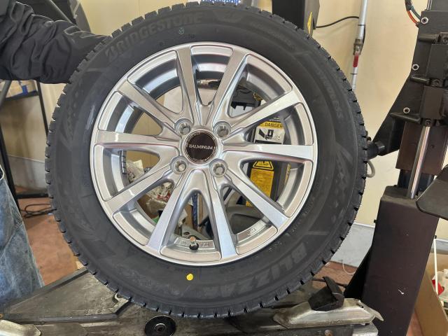 ダイハツ　タフト　ホイール・タイヤ交換　スタッドレスタイヤ　組付け　ブリヂストン　石川県　小松市　能美市　川北町　白山市　野々市市　金沢市　新車　中古車　スーパー乗るだけセット　マイカーリース