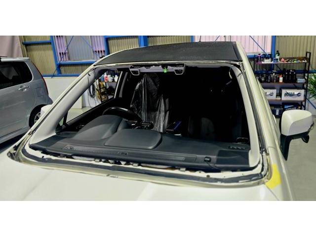 兵庫　スバル　フォレスター　フロントガラス交換　GLASSIC