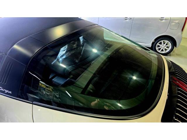 箕面市　ポルシェ　タルガ　９１１　カーフィルム　GLASSIC