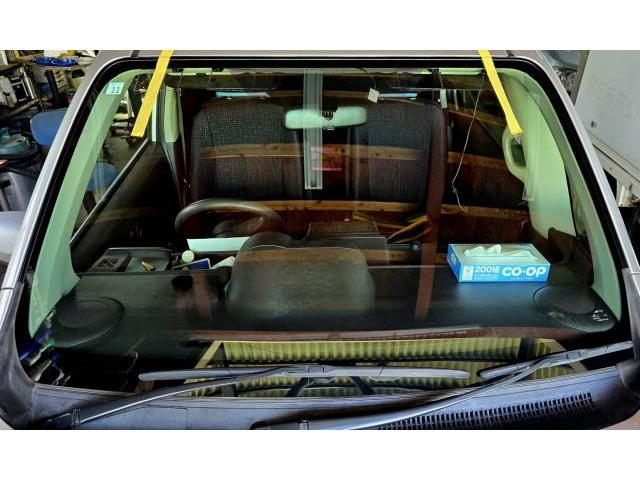大阪市天王寺区　トヨタ　NCP141　スペイド　フロントガラス交換　GLASSIC（グラシック）