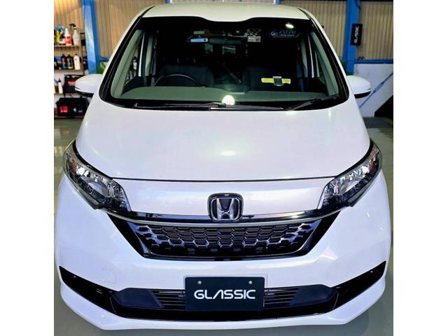 大阪府吹田市　ホンダ　GB5　フリード　フロントガラスリペア　GLASSIC（グラシック）