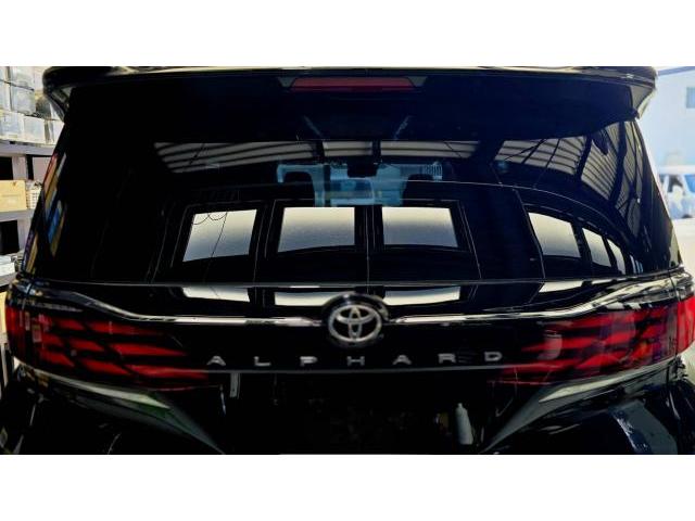 大阪府箕面市　トヨタ　AGH40　アルファード　カーフィルム　スモーク　GLASSIC（グラシック）