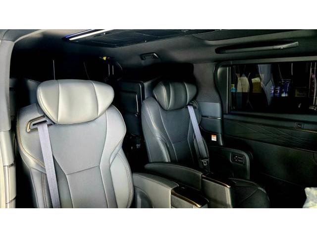 大阪府箕面市　トヨタ　AGH40　アルファード　カーフィルム　スモーク　GLASSIC（グラシック）