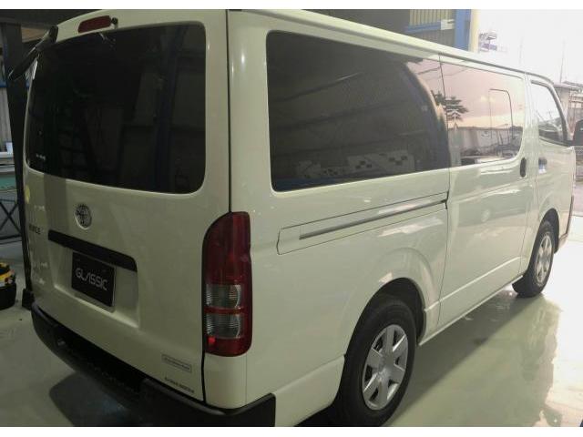 大阪市城東区　トヨタ　ハイエース　カーフィルム　スモーク　GLASSIC（グラシック）