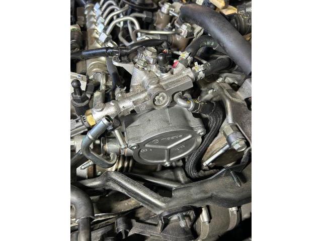 マツダ　ＣＸ－５　バキュームポンプ交換