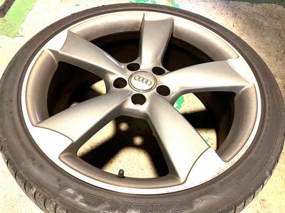 タイヤ保管サービス有★