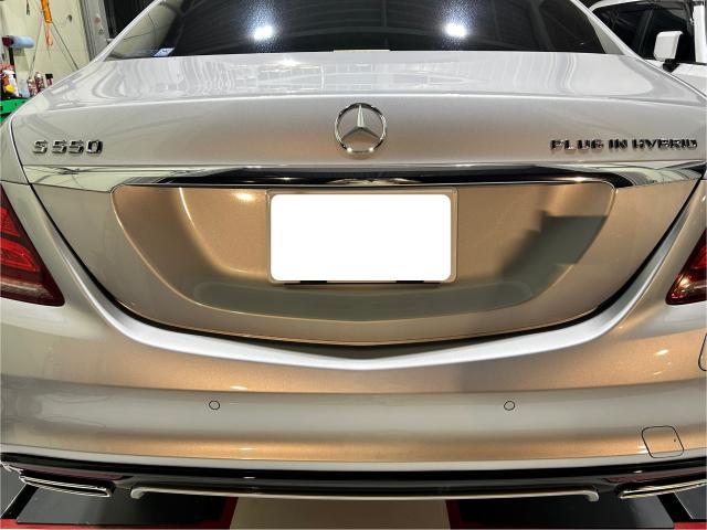 ベンツＳ550（222）プラグインハイブリッド【パーキングブレーキ取扱説明書参照】の警告灯点灯。サイドブレーキ右側動かない。坂戸市　鶴ヶ島市　日高市　毛呂山町　越生町　ときがわ町　鳩山町　東松山市　川越市　狭山市　入間市　他地域大歓迎です。