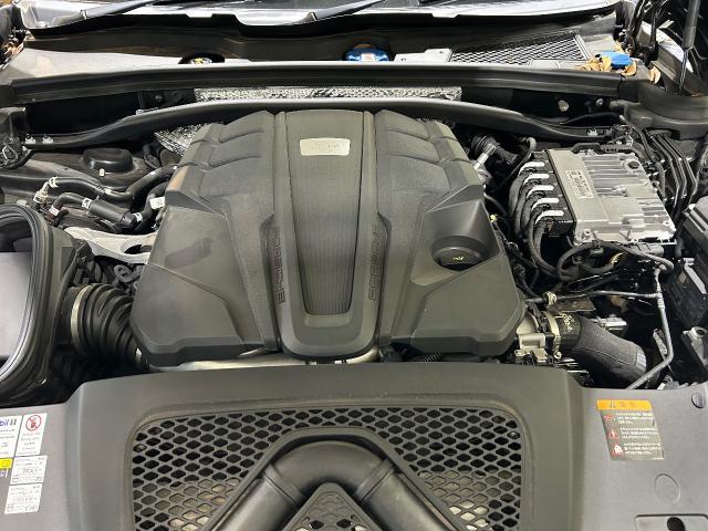 2020年式ポルシェ マカンGTS（2900cc V6）エンジンオイル＆フィルター交換、オイルリセット。坂戸市　鶴ヶ島市　日高市　毛呂山町　越生町　ときがわ町　鳩山町　東松山市　川越市　狭山市　入間市　他地域大歓迎です。