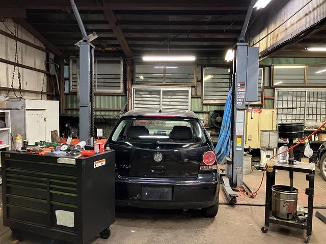 車検、点検受付中。車検は期限がございますのでお早めにご相談下さいませ。