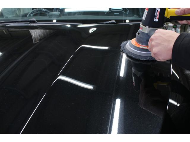 お車を綺麗に保つボディコーティングもお任せ下さい。