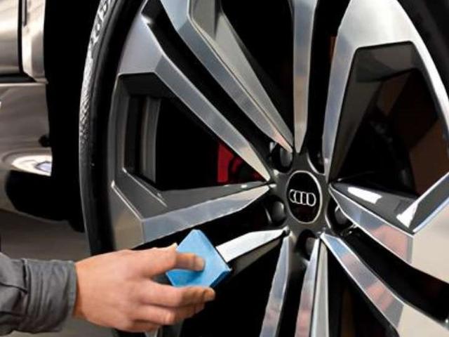 アルミホイールコーティングも対応しております。