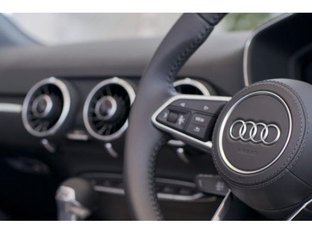 室内のインテリアコートもございます。