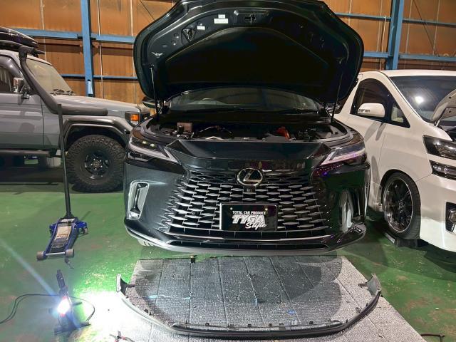 レクサス　ＲＸ　フロントバンパー リップ 素地 交換
奈良 Tygastyle タイガスタイル 大和郡山 大和まほろば
アメ車 国産車 修理 整備 車検 取り付け 持ち込み