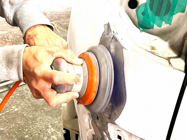 【工程４】エアーサンダーで削り出します