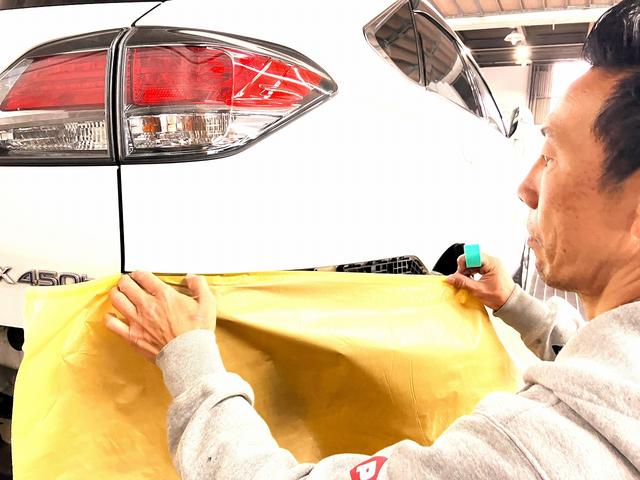 【工程１２】マスキングを施し・・・