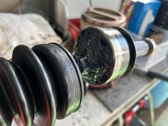 スバル　ＢＲＺ　ZC6　ドライブシャフト　オーバーホール　