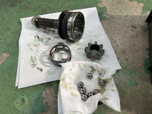 スバル　ＢＲＺ　ZC6　ドライブシャフト　オーバーホール　