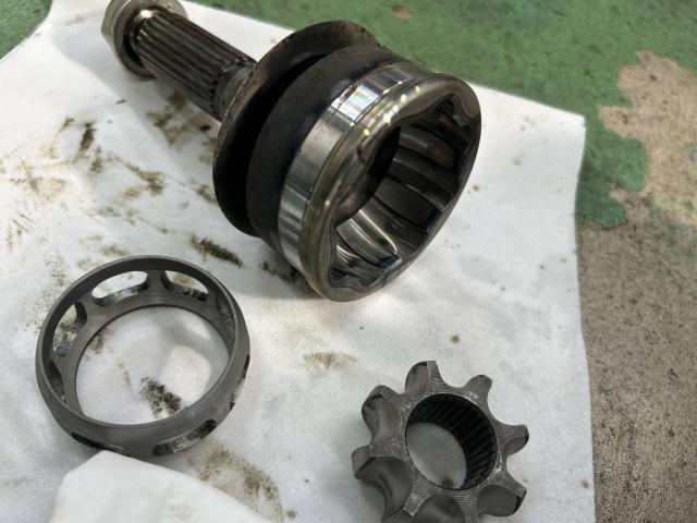 スバル　ＢＲＺ　ZC6　ドライブシャフト　オーバーホール　