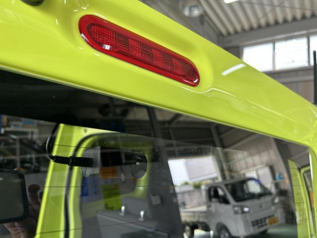 スズキ　ジムニー　パーツ取り付け　ユピテル　前後ドラレコ　