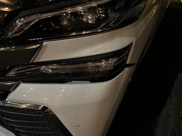 トヨタ　ヴェルファイア　板金・外装補修