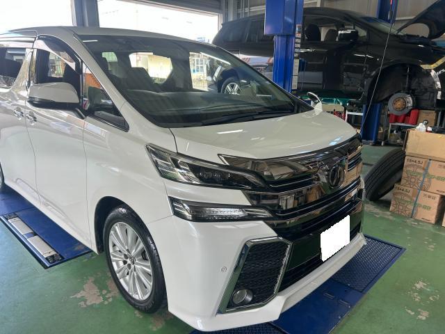 トヨタ　ヴェルファイア　板金・外装補修